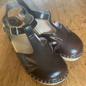 Troentorp size 38 Mary Jane Natural Clogs NIB!